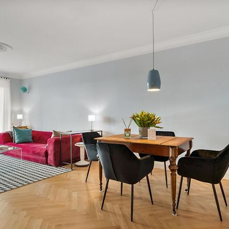 Cls Zentrale City-Wohnung In Hamburg Mit E-Laden Und Tiefgarage, Grosser Balkon, Blick Ueber Hamburg, Parkplatz, Cafe Im Haus, Bushaltestelle Direkt Gegenueber, Flex Check In Exterior foto